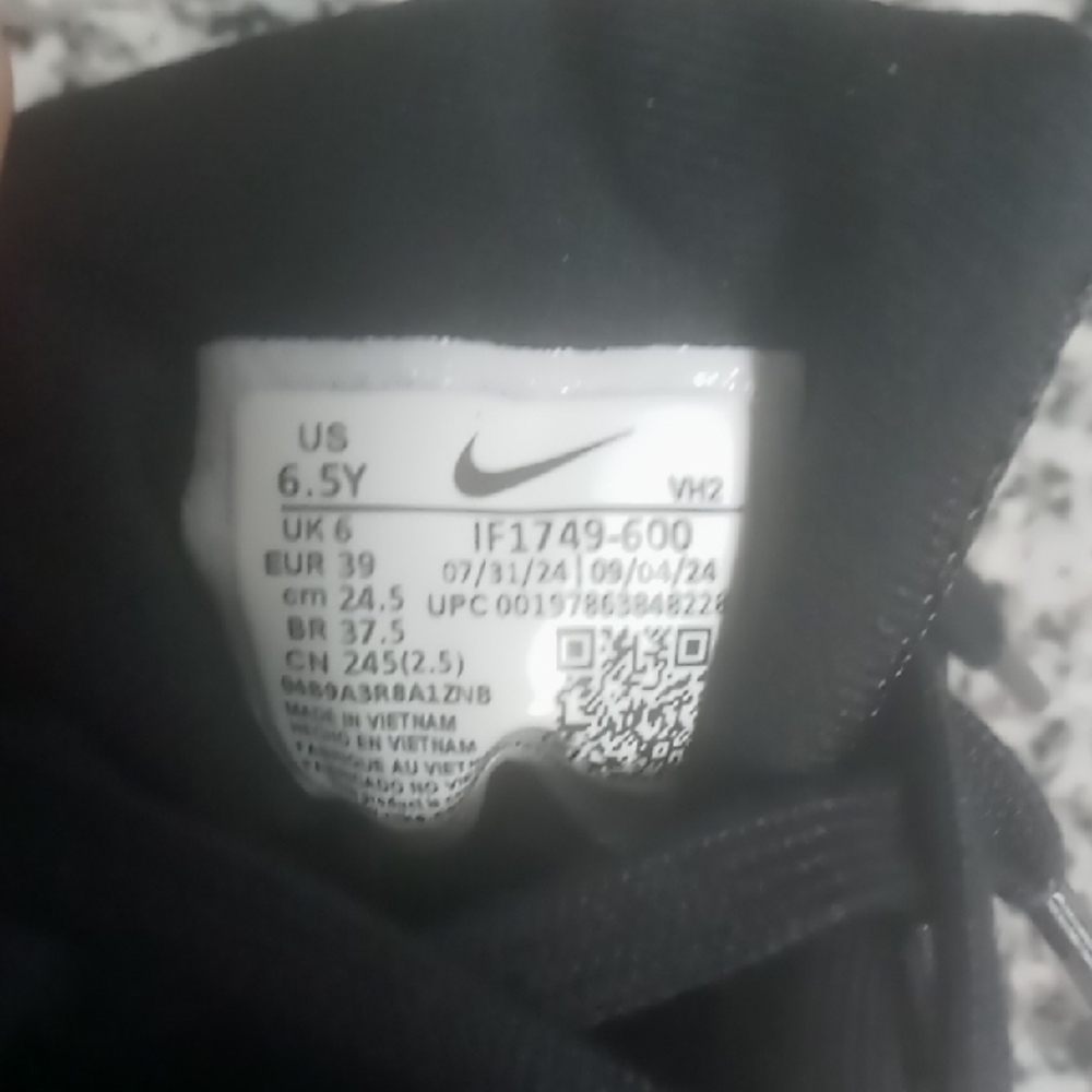 Brand New Nike Girls Uplift SC (GS) Size 6.5Y Pink Foam/ Black Rose Sneakers - Picture 7 of 11